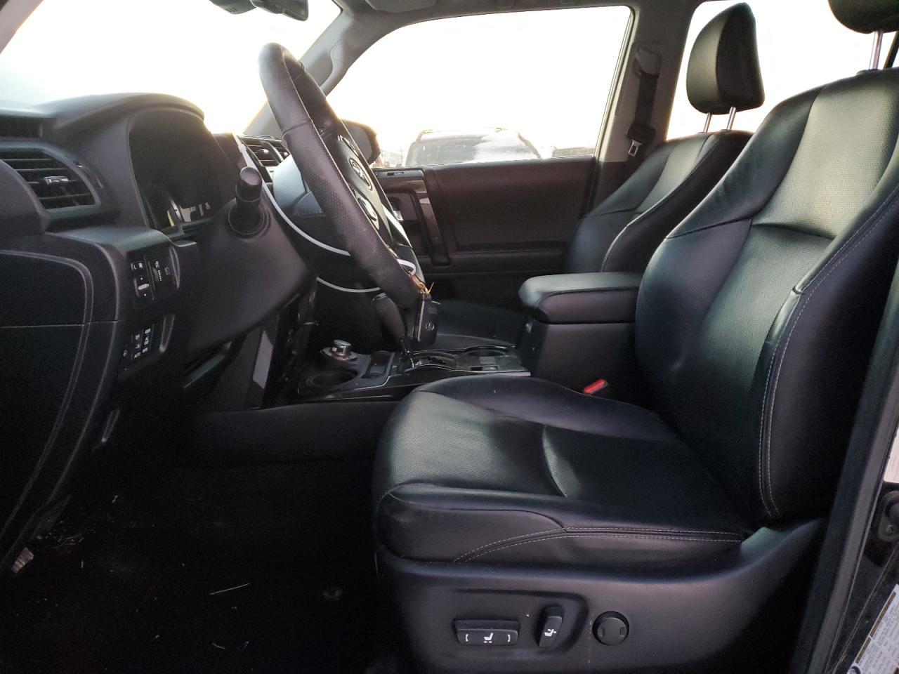 2020 TOYOTA 4RUNNER SR - Image 7