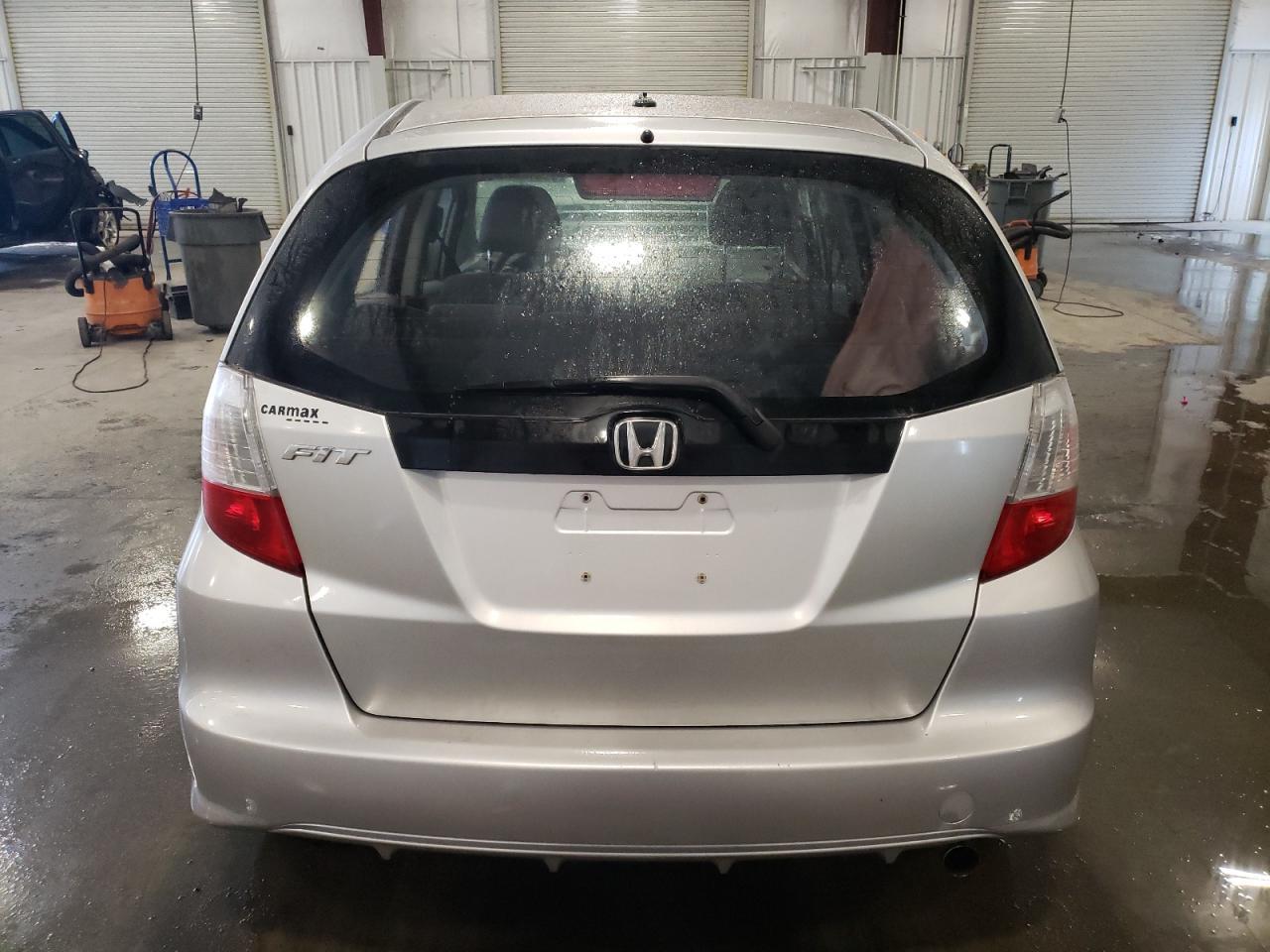 2011 HONDA FIT - Image 6