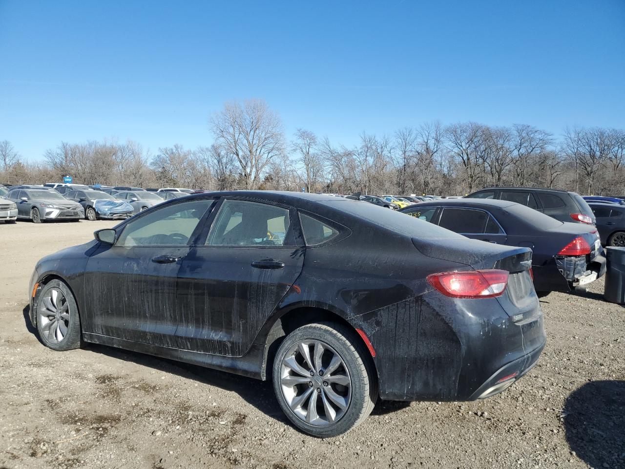 2015 CHRYSLER 200 S - Фото 2