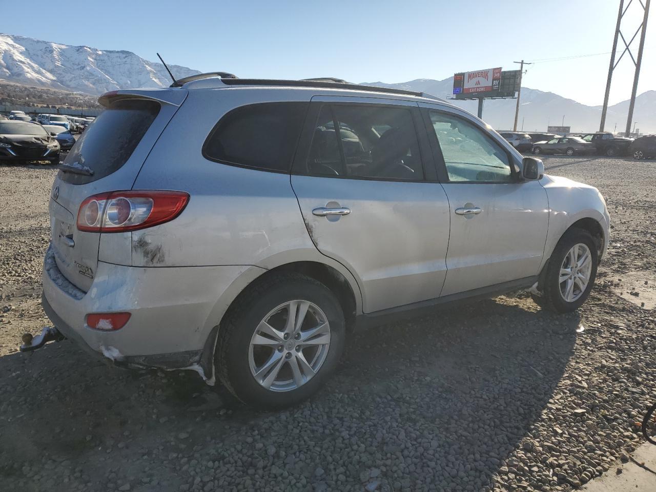 2011 HYUNDAI SANTA FE L - Image 3