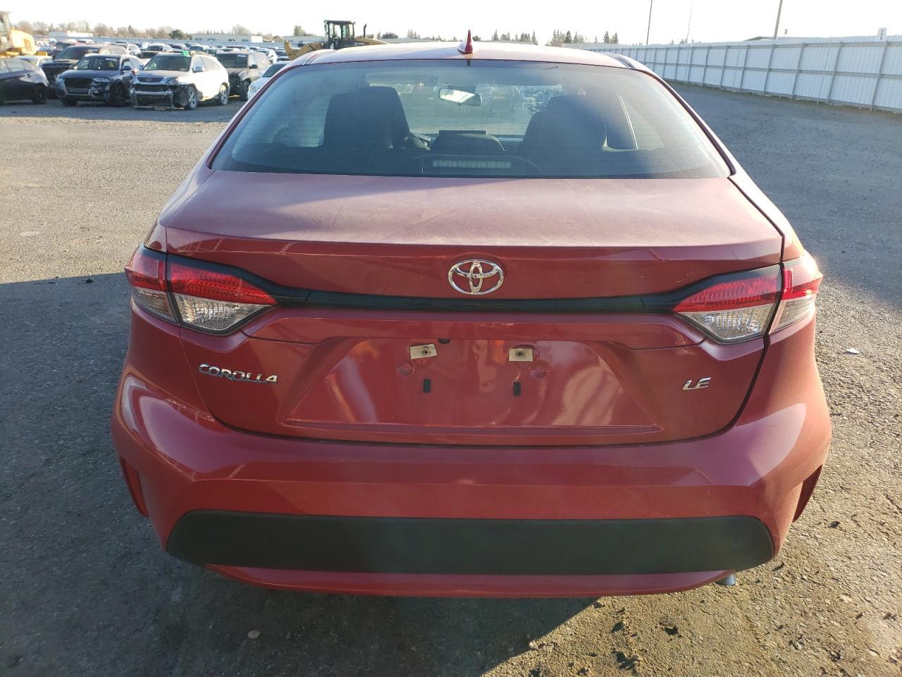 2021 TOYOTA COROLLA LE - Фото 6
