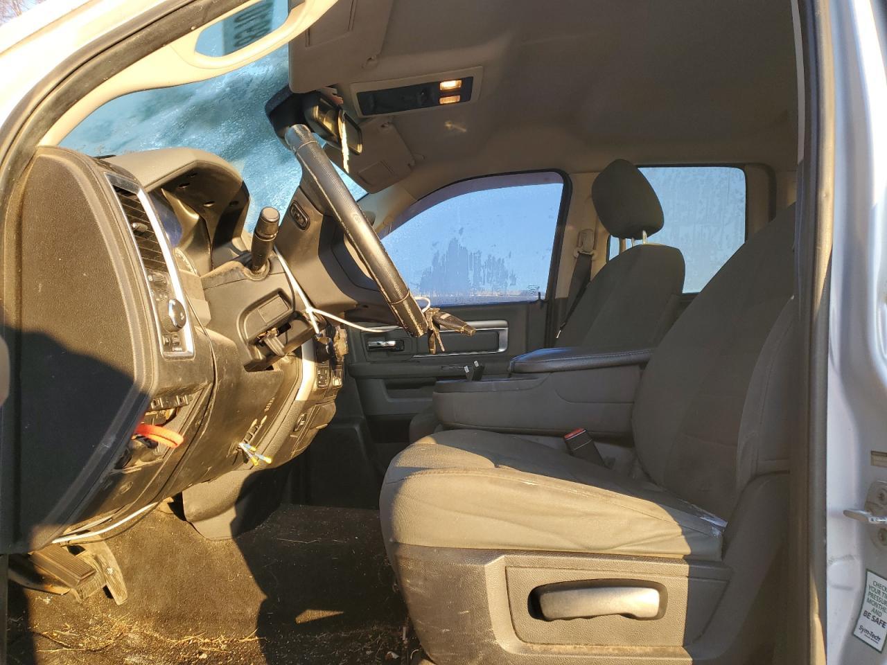 2014 RAM 1500 SLT - Image 7