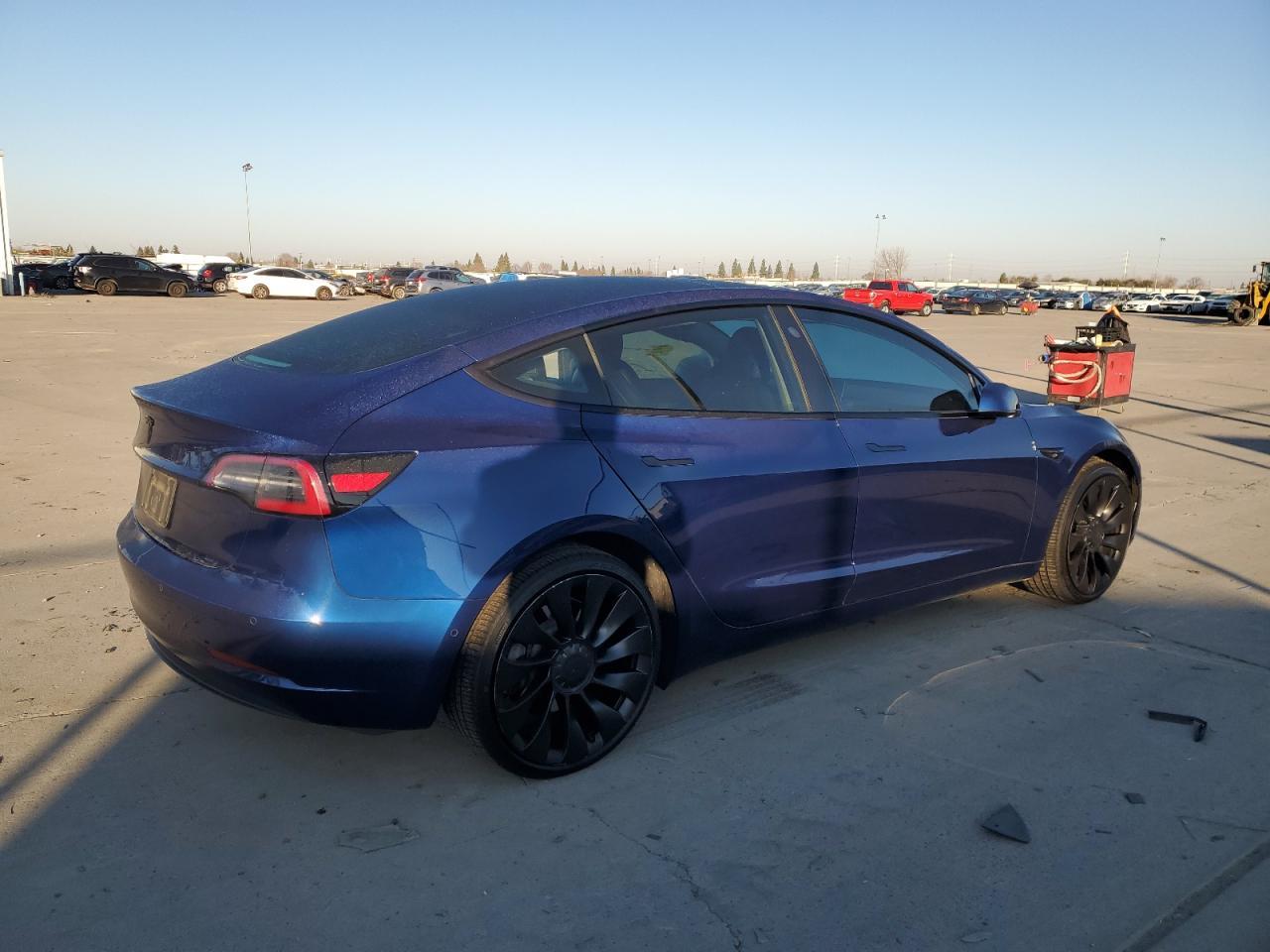 2021 TESLA MODEL 3 - Фото 3