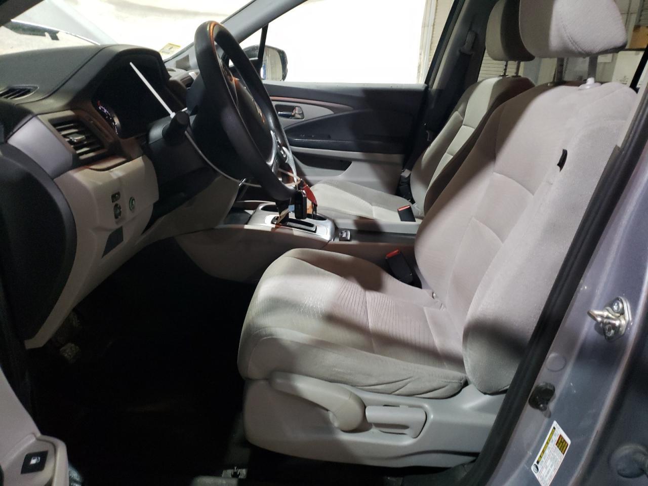2017 HONDA PILOT LX - Image 7