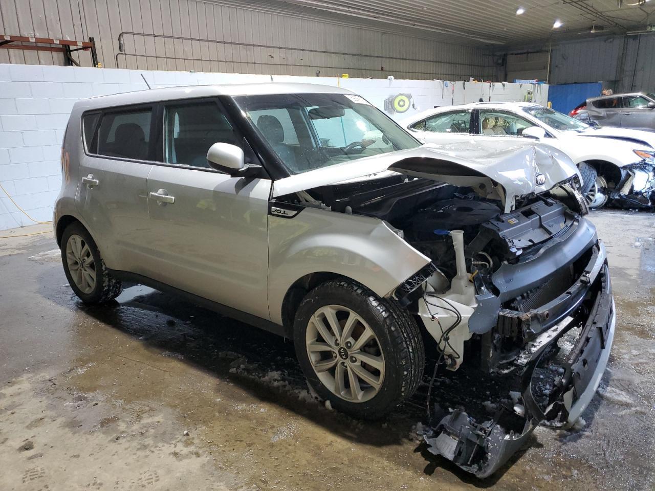 2019 KIA SOUL + - Image 4