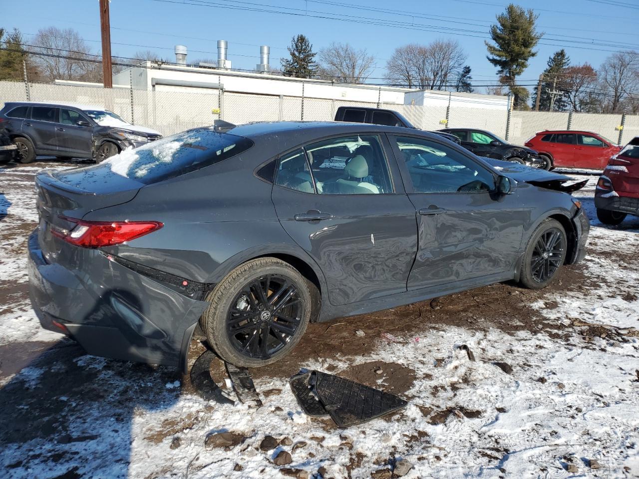 2025 TOYOTA CAMRY XSE - Фото 3