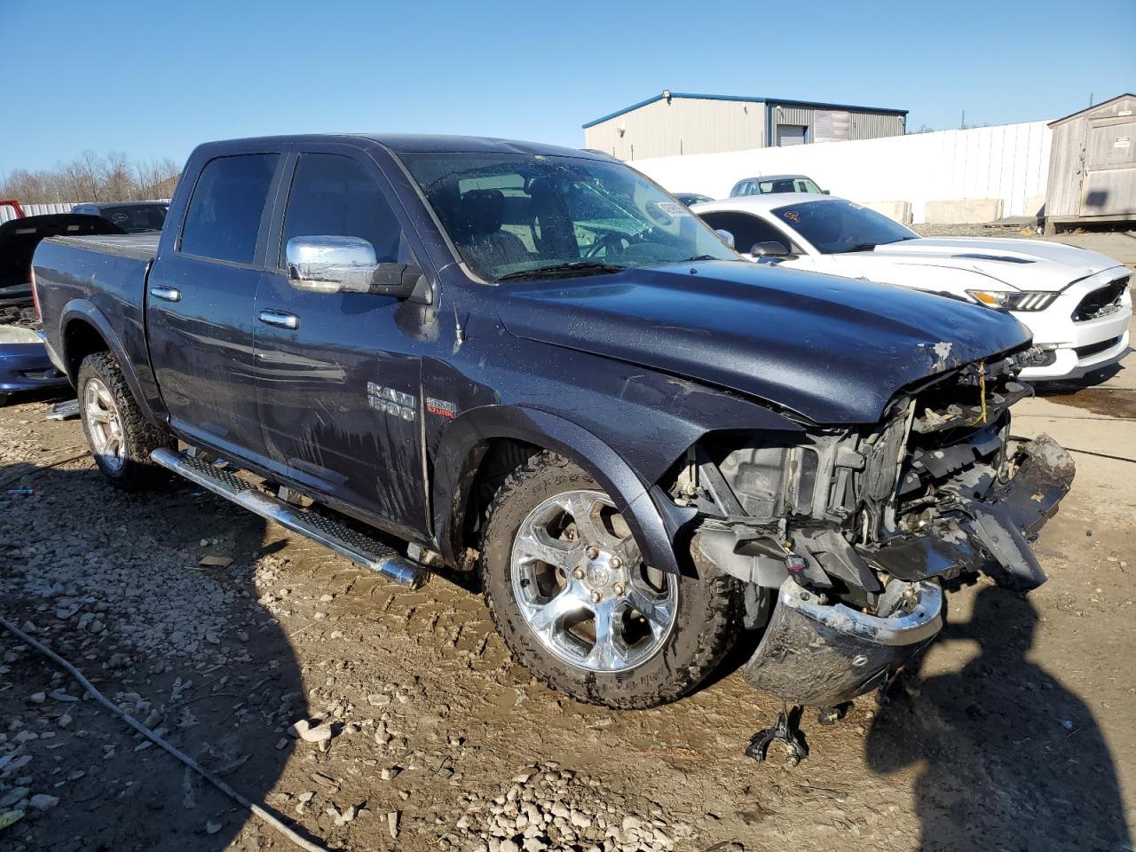 2017 RAM 1500 LARAM - Image 4