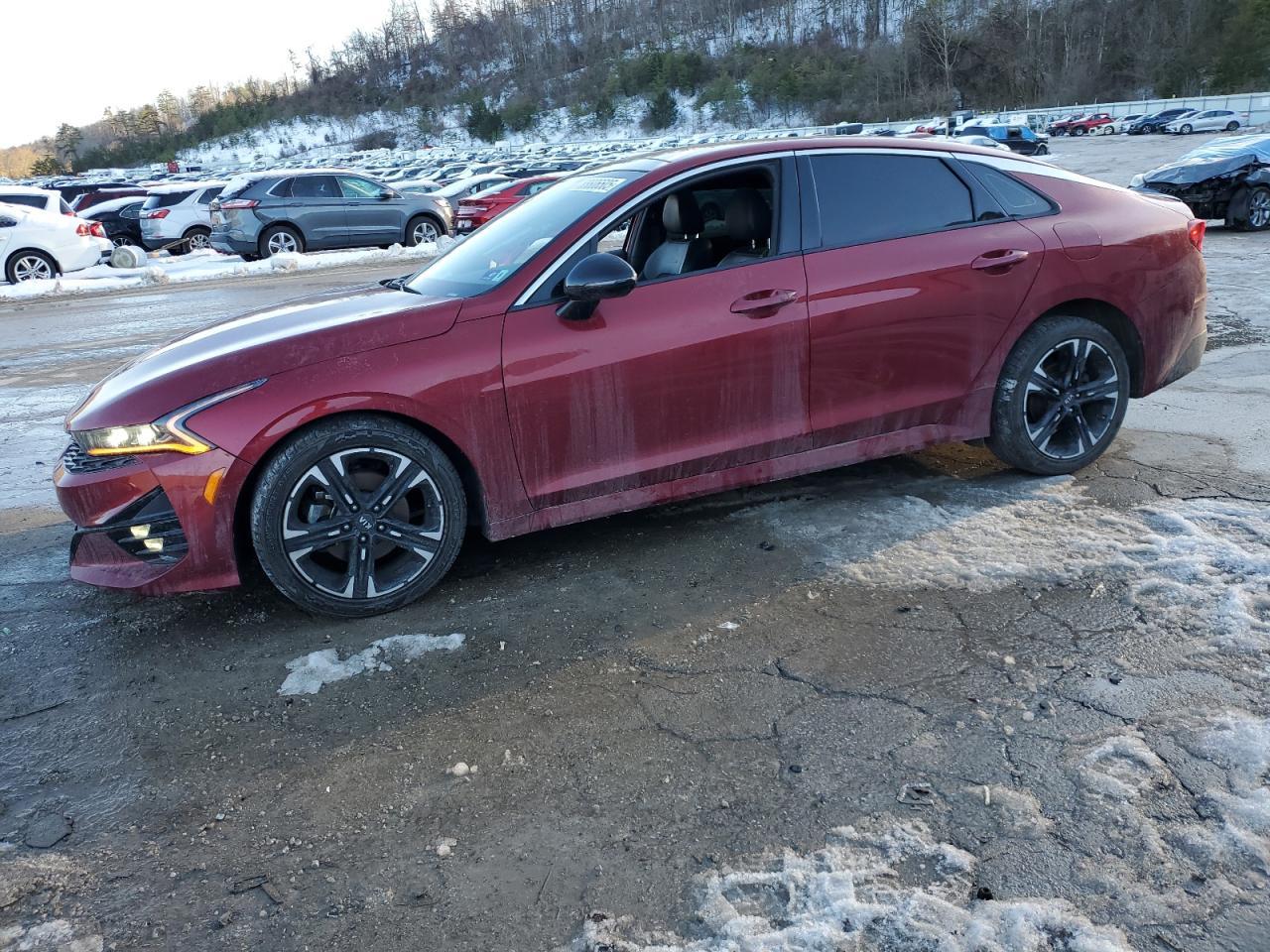 2021 KIA K5 GT LINE