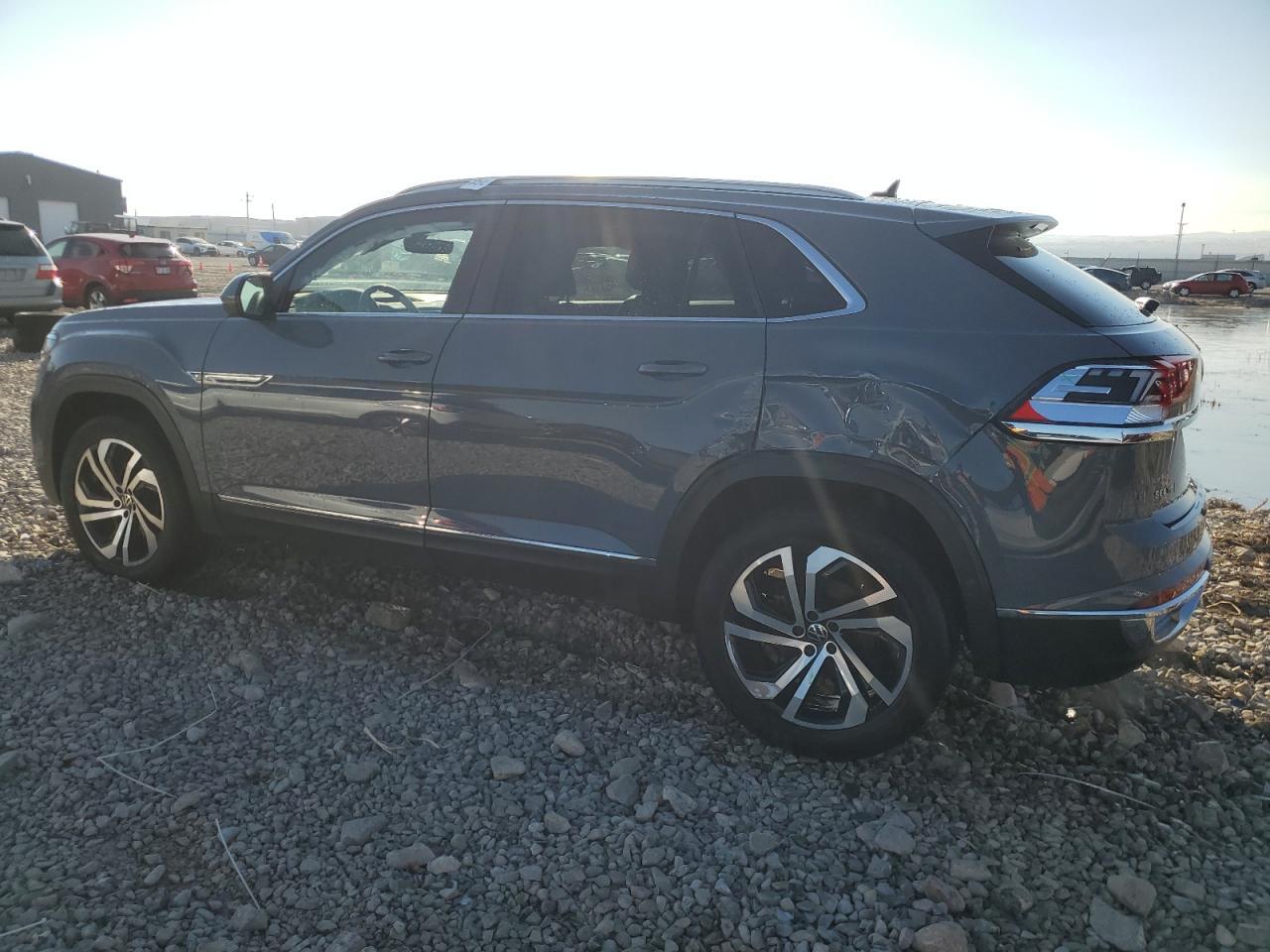 2022 VOLKSWAGEN ATLAS CROS - Фото 2