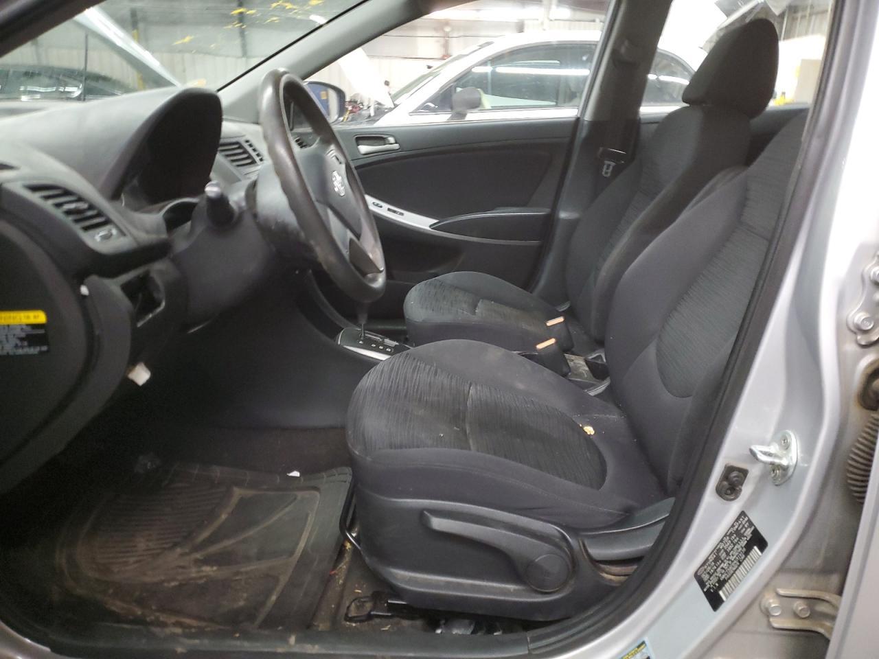 2017 HYUNDAI ACCENT SE - Image 7