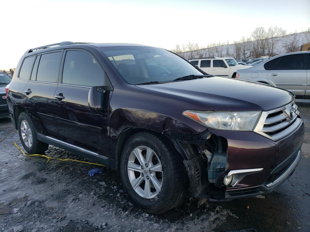 2011 TOYOTA HIGHLANDER - Image 4