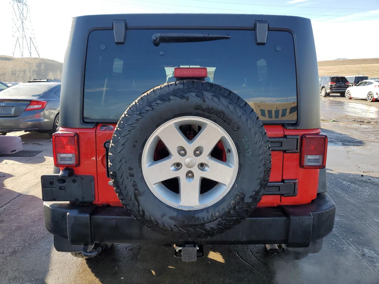 2017 JEEP WRANGLER U - Image 6