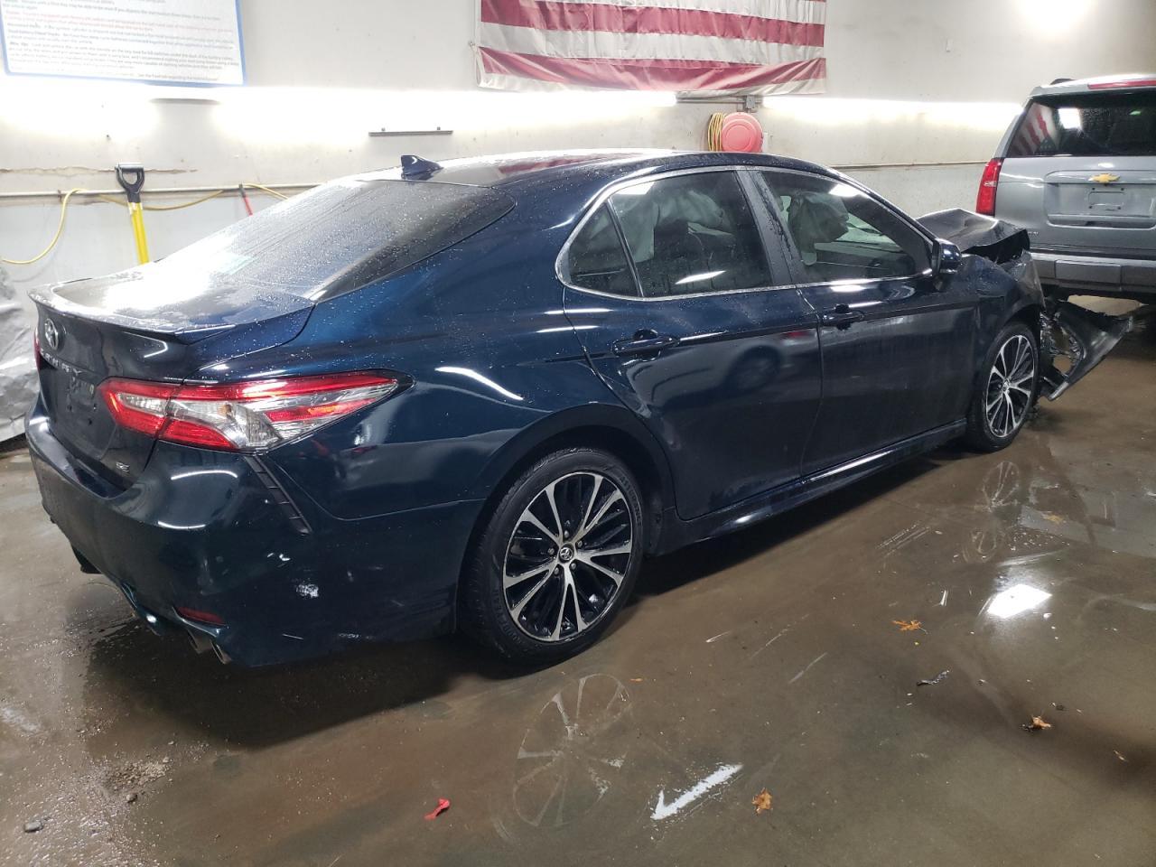 2019 TOYOTA CAMRY L - Image 3