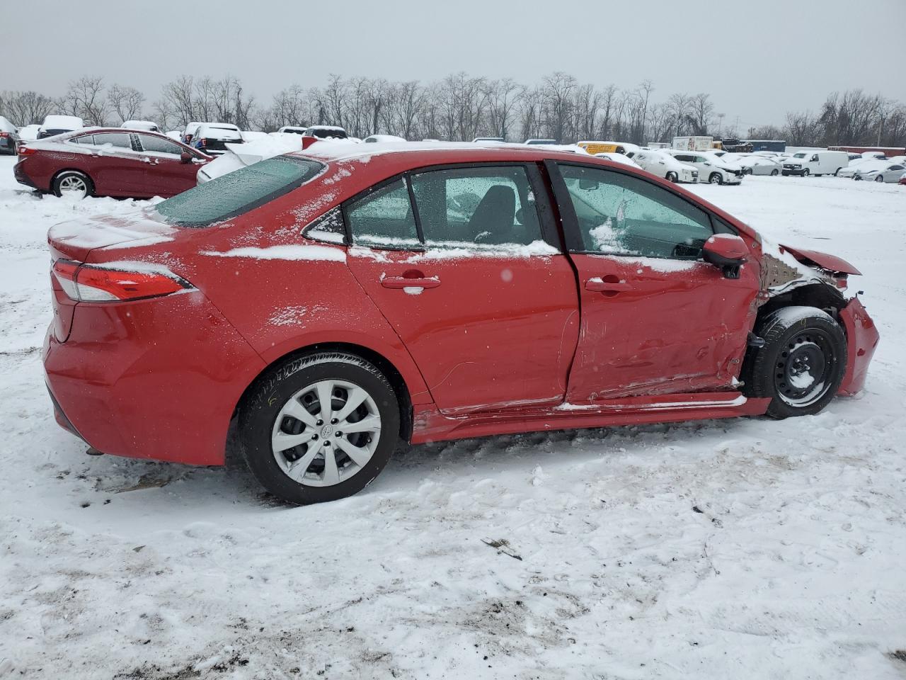 2021 TOYOTA COROLLA LE - Фото 3
