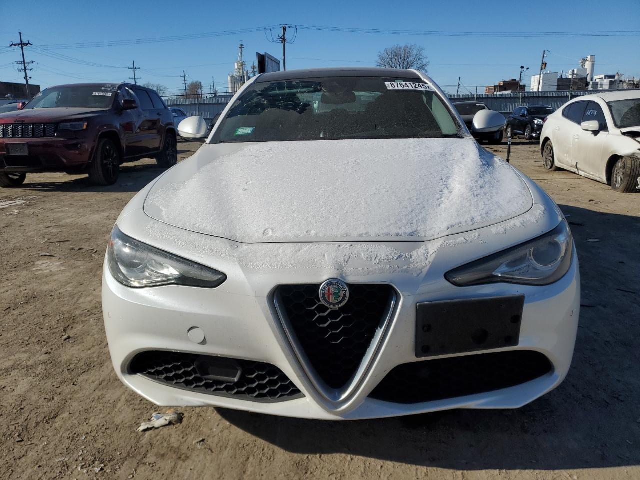 2017 ALFA ROMEO GIULIA TI - Фото 5