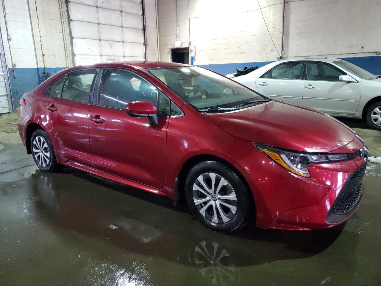 2022 TOYOTA COROLLA LE - Фото 4