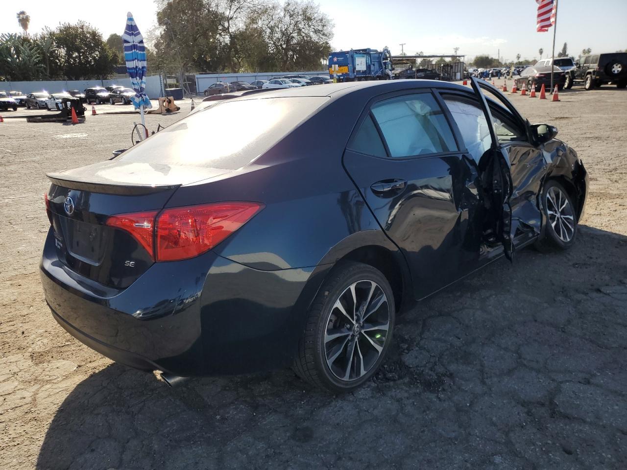 2018 TOYOTA COROLLA L - Image 3