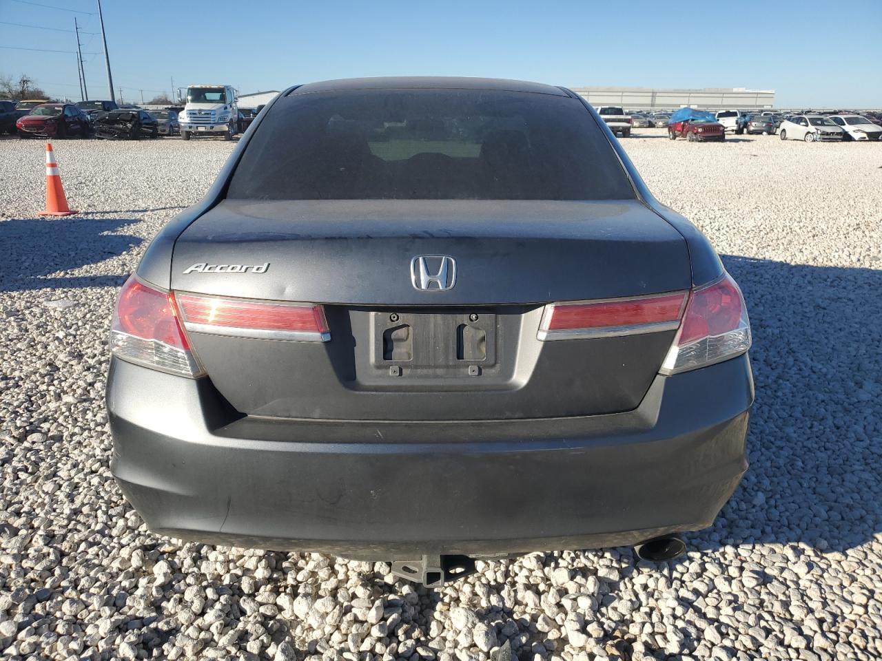 2011 HONDA ACCORD LXP - Image 6