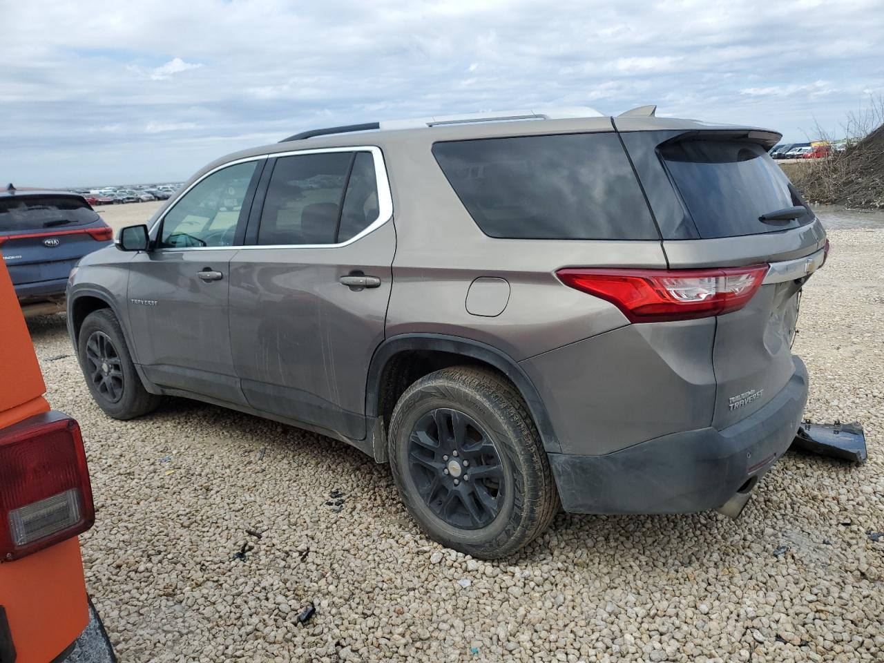 2018 CHEVROLET TRAVERSE L - Image 2
