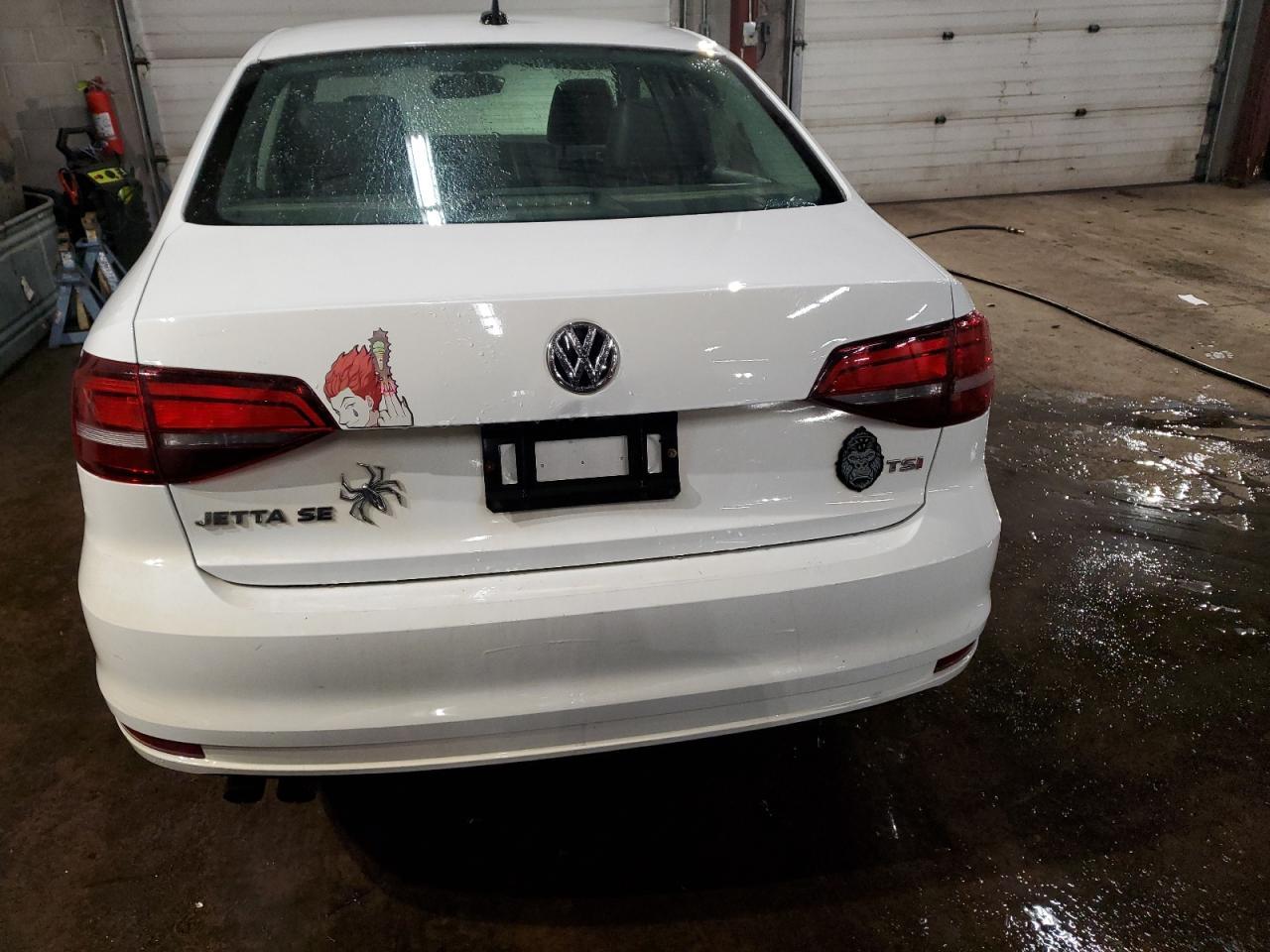 2017 VOLKSWAGEN JETTA SE - Image 6
