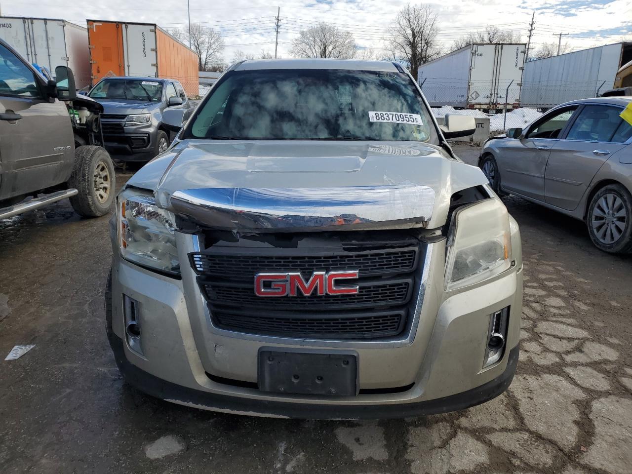 2013 GMC TERRAIN SL - Image 5