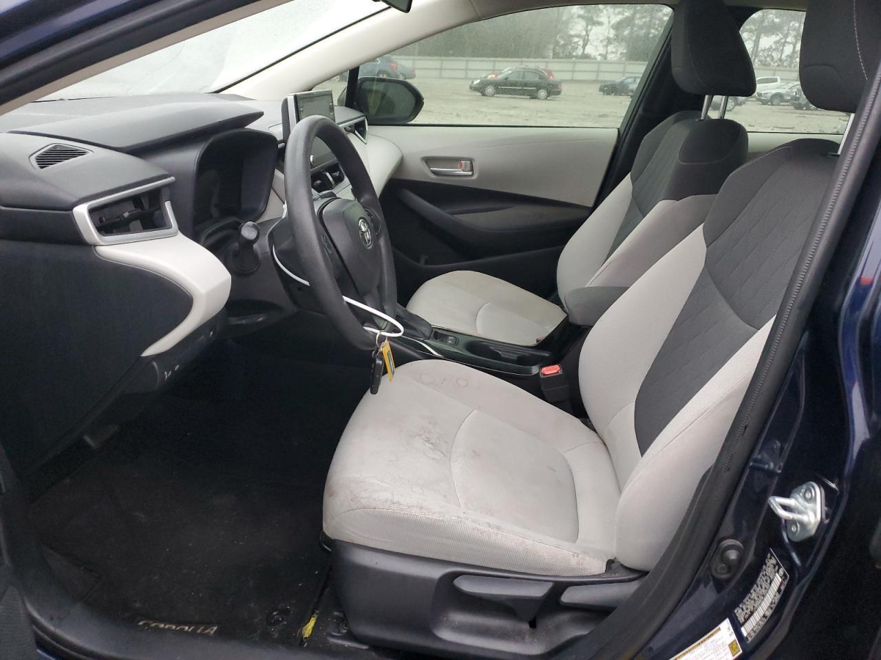 2020 TOYOTA COROLLA LE - Фото 7