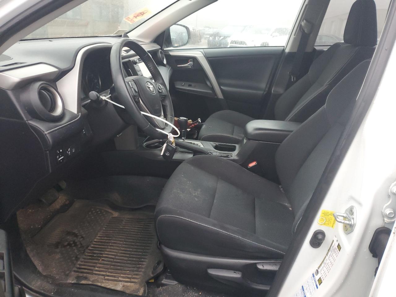 2017 TOYOTA RAV4 XLE - Фото 7