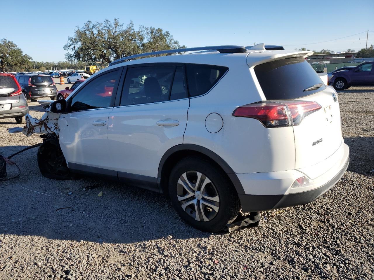 2018 TOYOTA RAV4 LE - Image 2