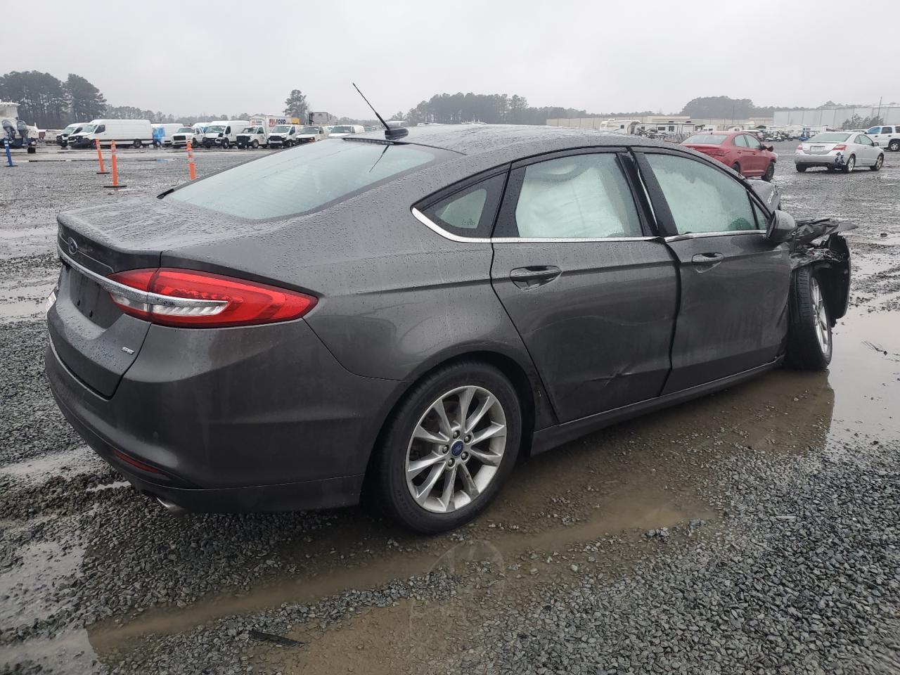 2017 FORD FUSION SE - Фото 3