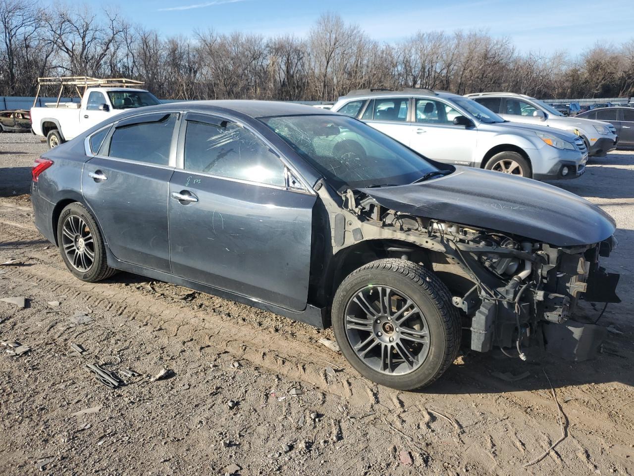 2017 NISSAN ALTIMA 2.5 - Фото 4