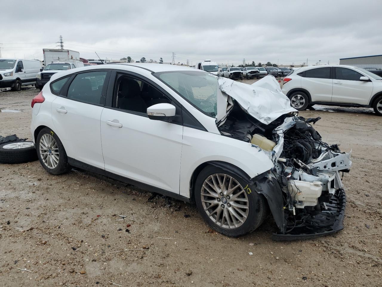 2016 FORD FOCUS SE - Фото 4
