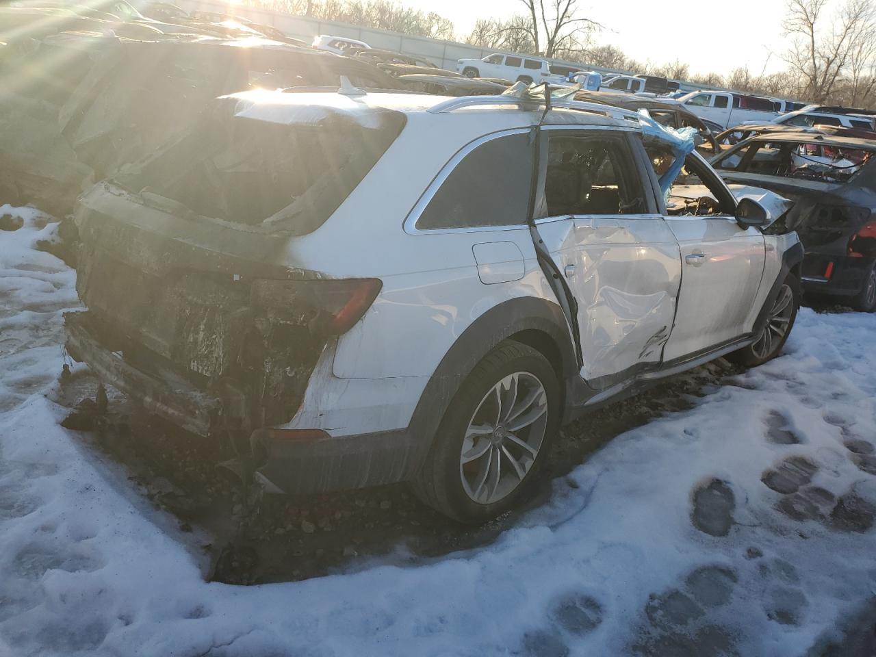 2017 AUDI A4 ALLROAD - Image 3