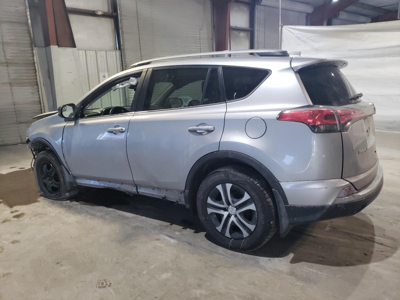 2017 TOYOTA RAV4 LE - Image 2