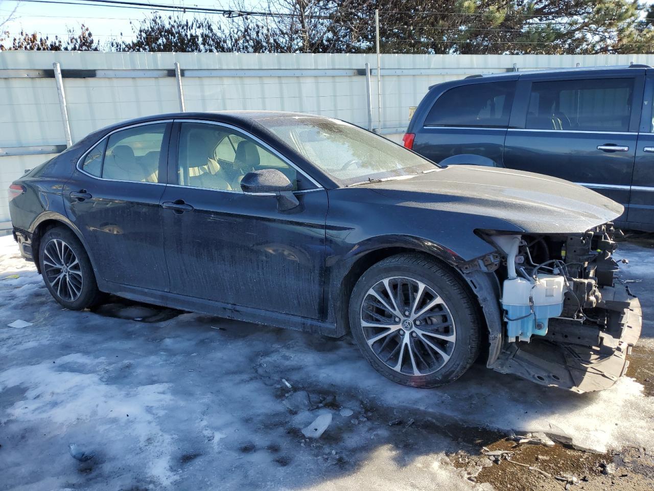 2018 TOYOTA CAMRY L - Image 4