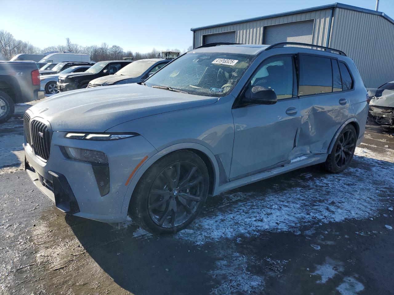 2025 BMW X7 M60I