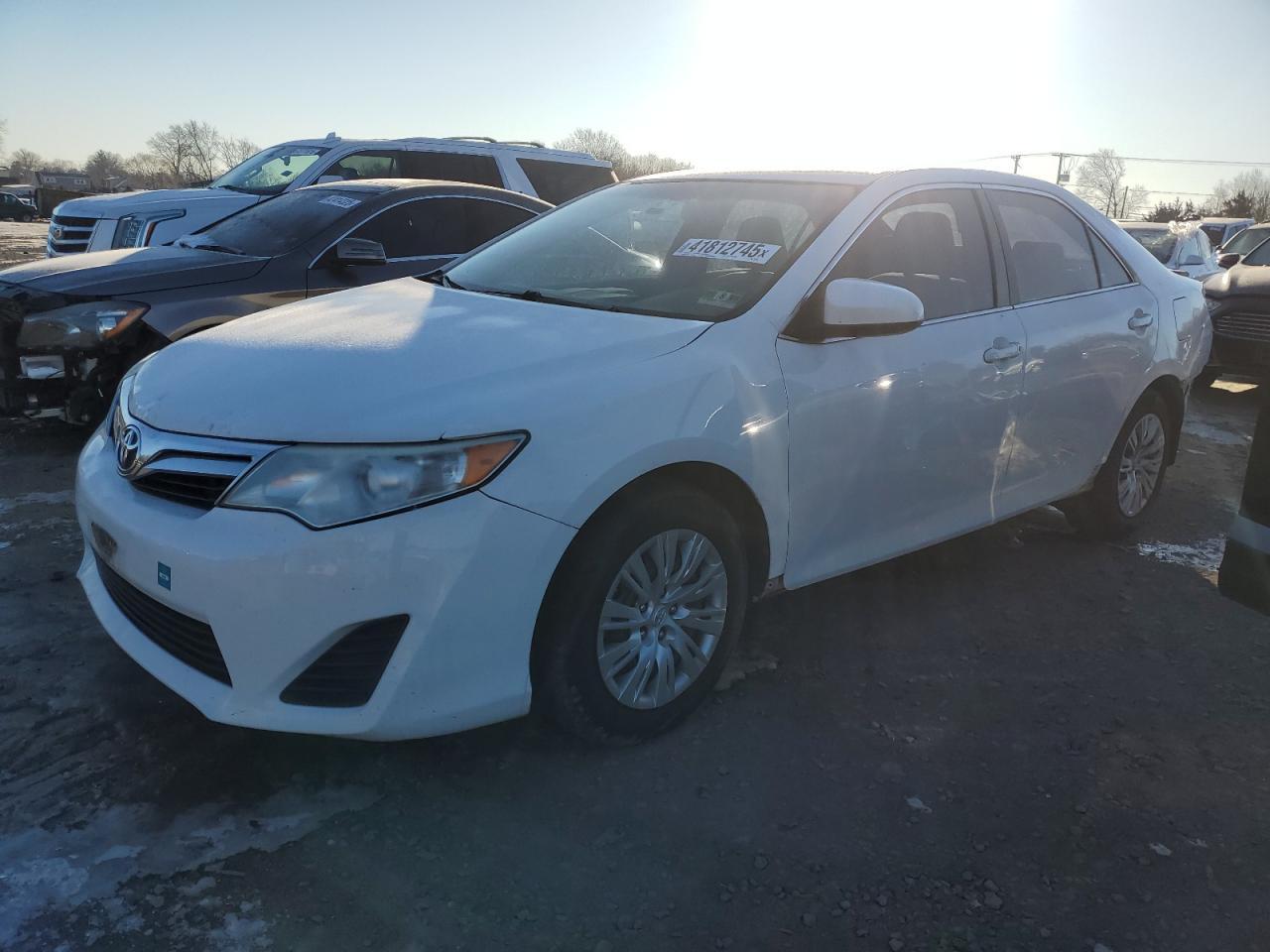 2014 TOYOTA CAMRY L