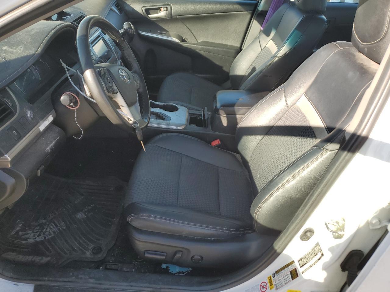 2014 TOYOTA CAMRY L - Фото 7