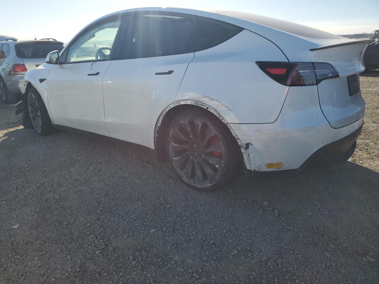 2022 TESLA MODEL Y - Фото 2