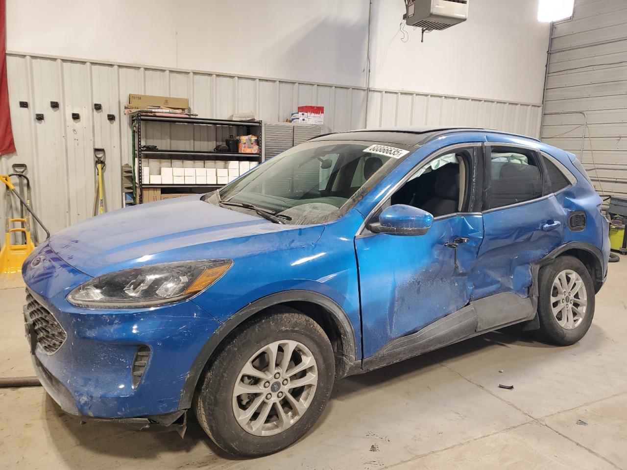 2020 FORD ESCAPE SE