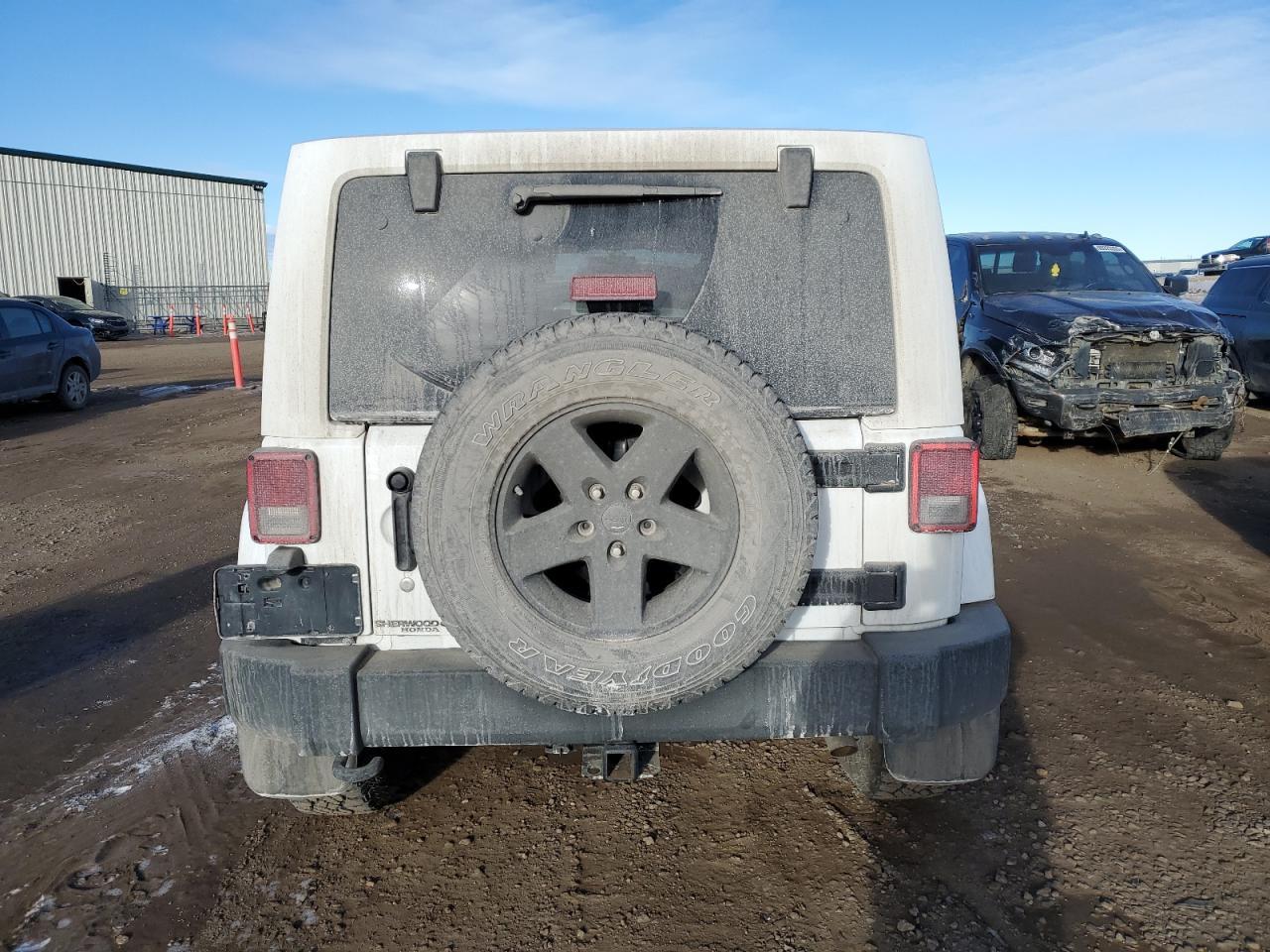 2015 JEEP WRANGLER U - Фото 6