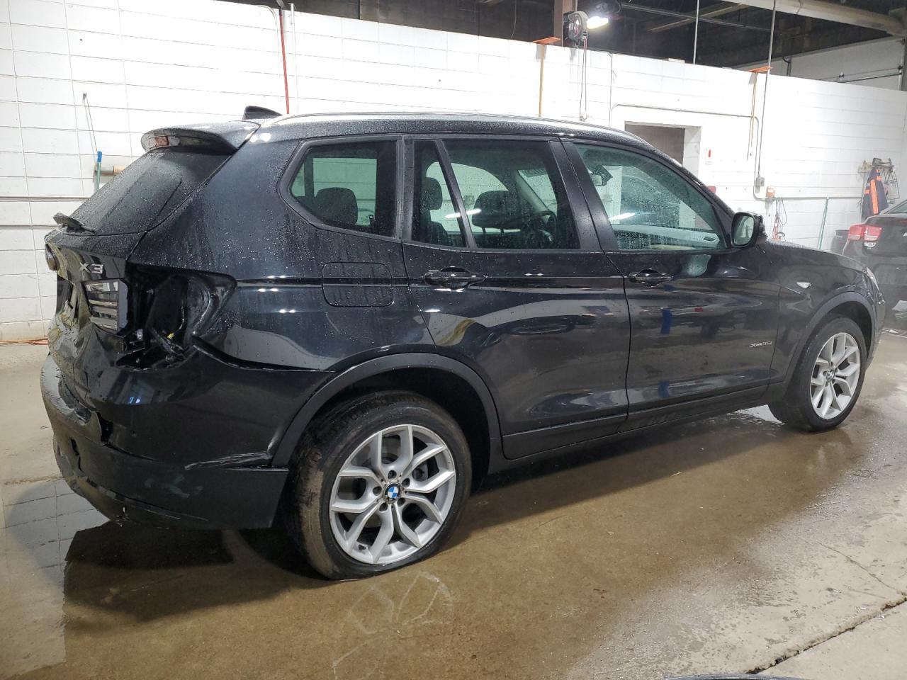 2014 BMW X3 XDRIVE3 - Image 3