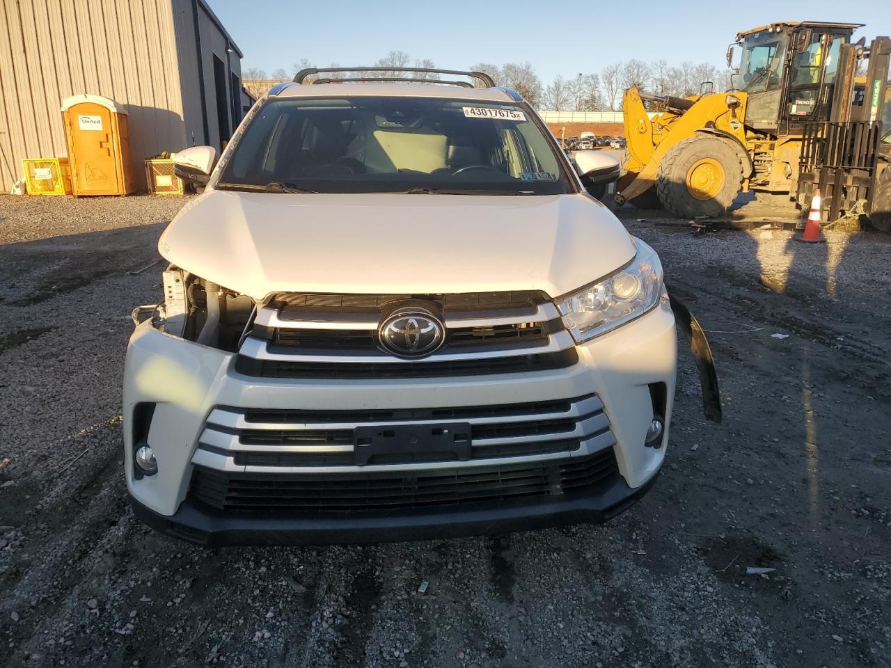 2019 TOYOTA HIGHLANDER - Фото 5
