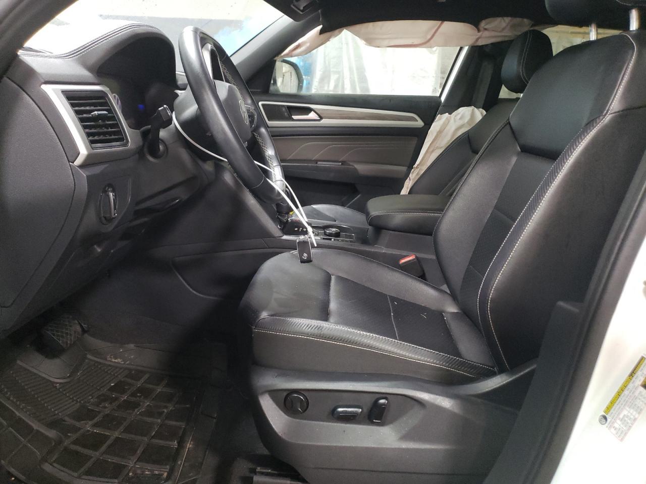 2022 VOLKSWAGEN ATLAS CROS - Фото 7
