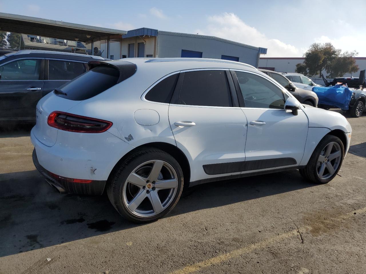2015 PORSCHE MACAN S - Фото 3