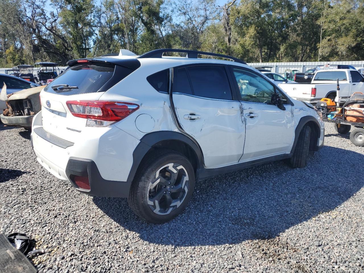 2021 SUBARU CROSSTREK - Фото 3