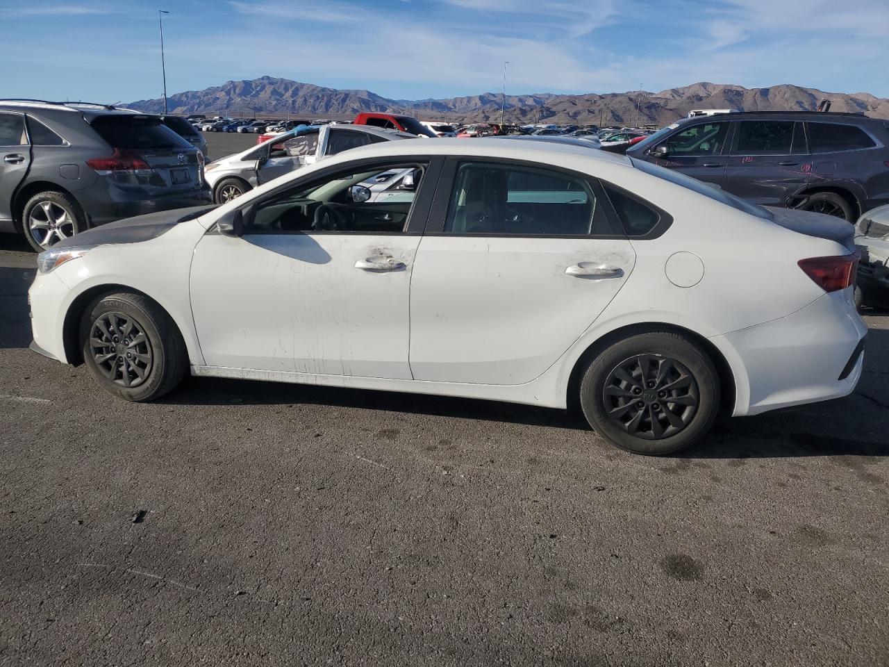 2021 KIA FORTE FE - Фото 2