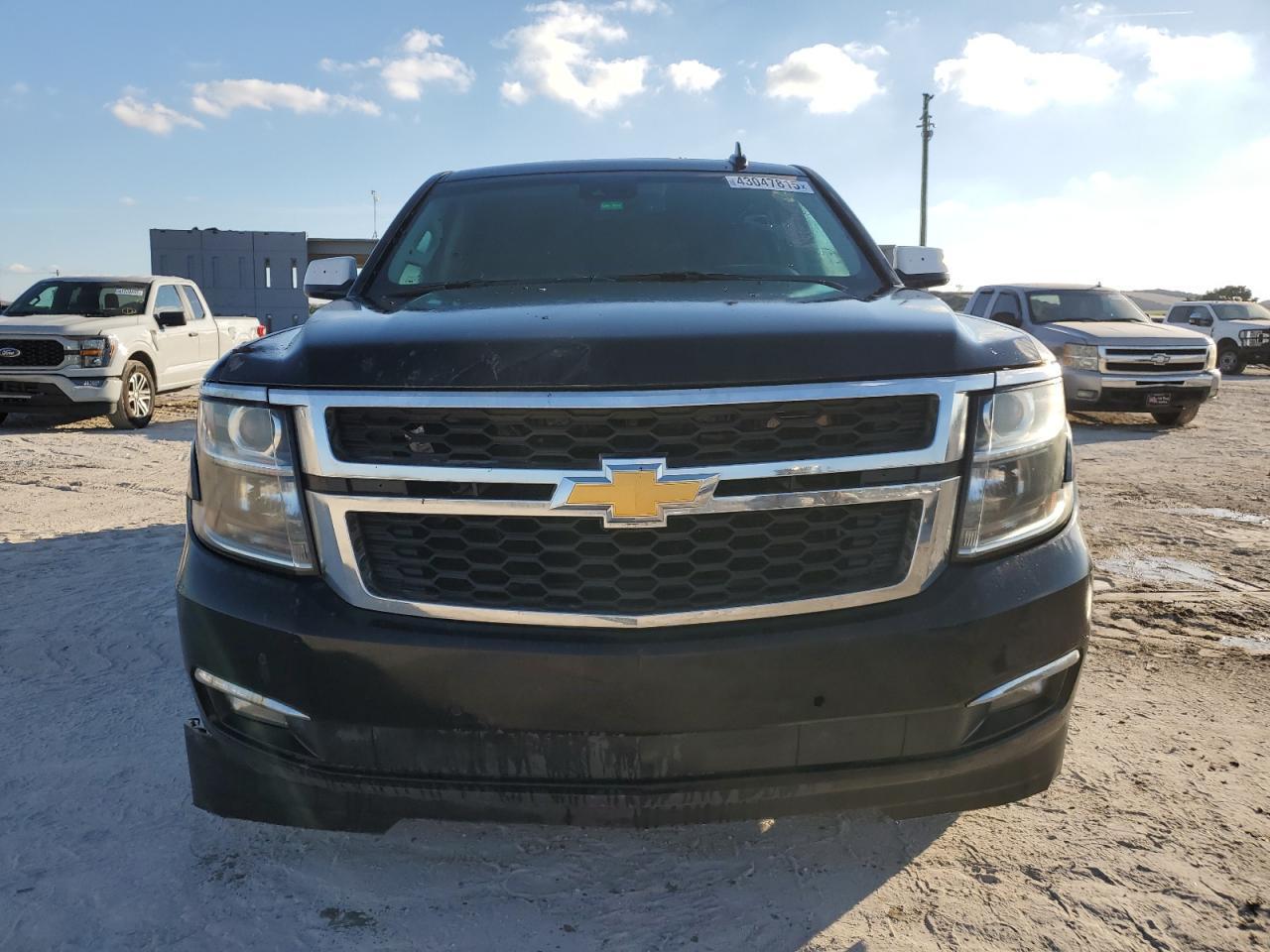 2015 CHEVROLET SUBURBAN C - Фото 5