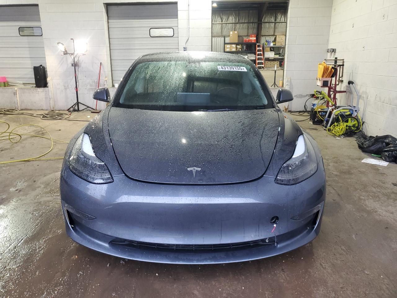 2022 TESLA MODEL 3 - Image 5