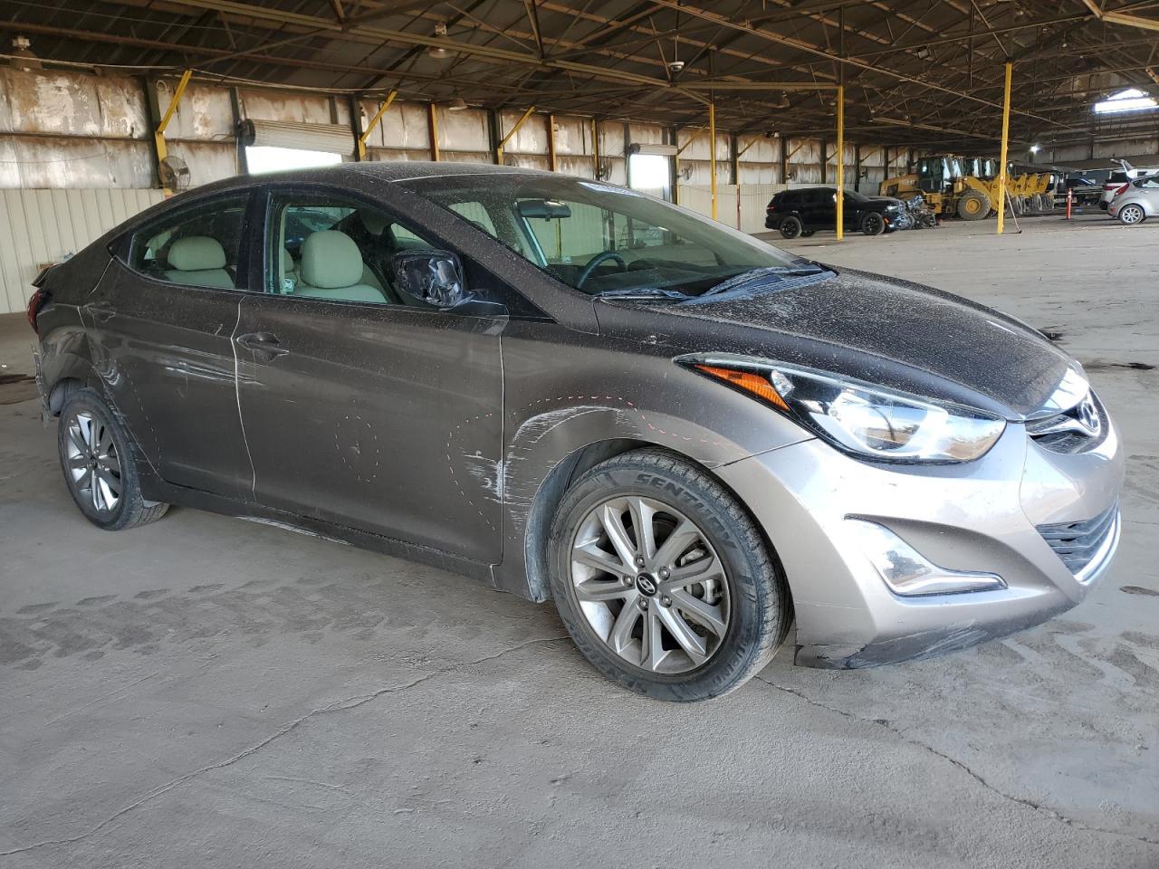 2014 HYUNDAI ELANTRA SE - Image 4