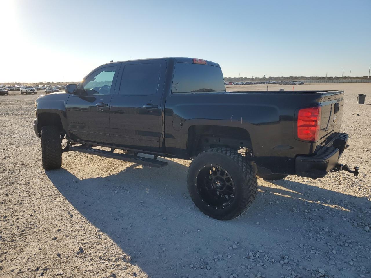 2015 CHEVROLET SILVERADO - Фото 2